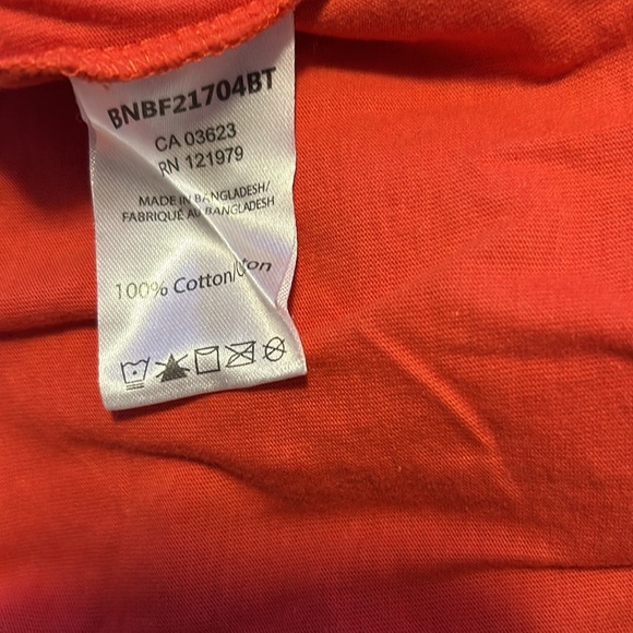 Bold Graphic Tee, Size 3X - Stand Out Style! - Picture 6 of 11